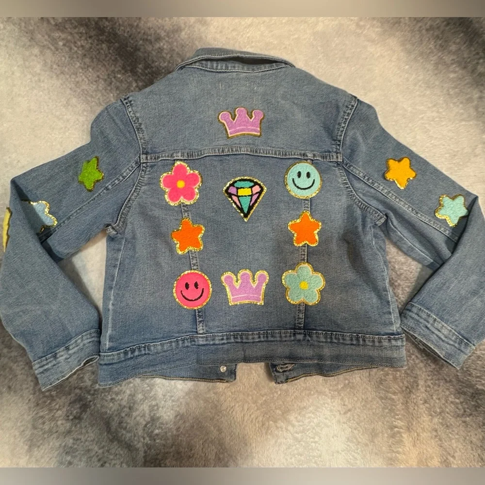 (B4) Old Navy Girls Custom Patch Denim‎ Jacket Size M 8 Blue Jean Trucker Boho